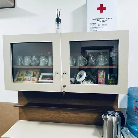 Kollar D - Prenociste