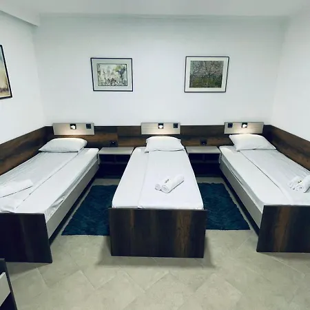 Kollar D - Prenociste