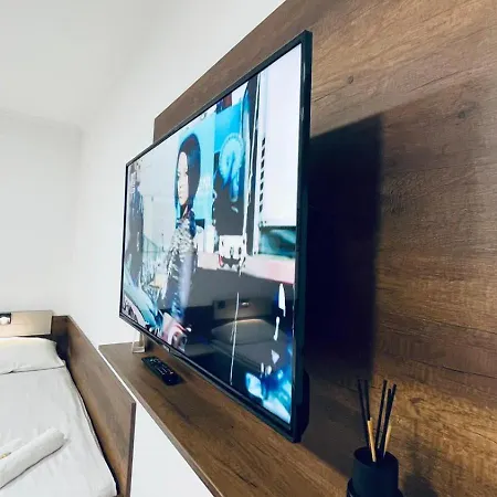 Apartament Kollar D - Prenociste Subotica