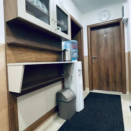 Kollar D - Prenociste