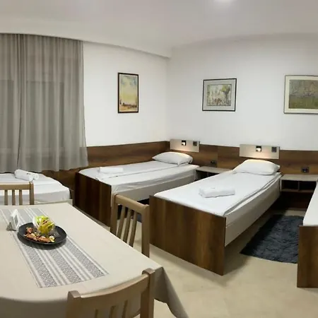 Kollar D - Prenociste *