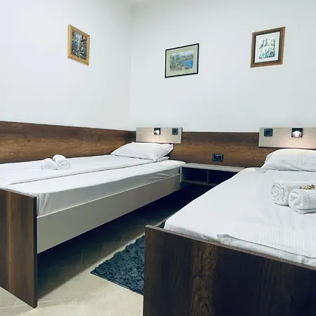 Kollar D - Prenociste * Subotica