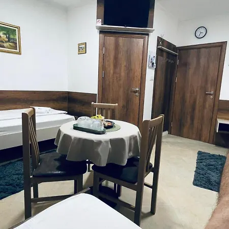 Kollar D - Prenociste Apartamento