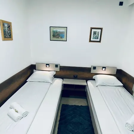 Kollar D - Prenociste * Subotica