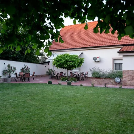 Kollar D - Prenociste *