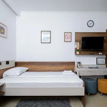 Apartament Kollar D - Prenociste *