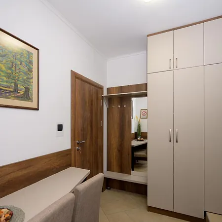 Apartamento Kollar D - Prenociste Subotica