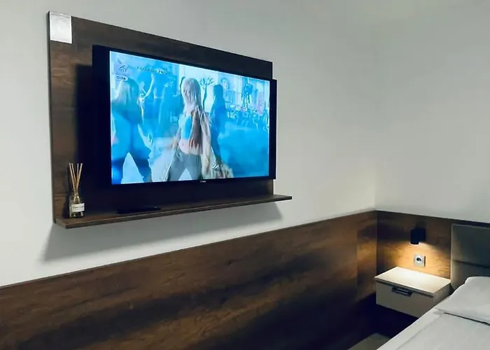 Kollar D - Prenociste *