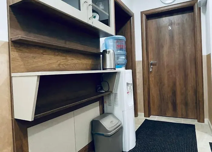 Kollar D - Prenociste