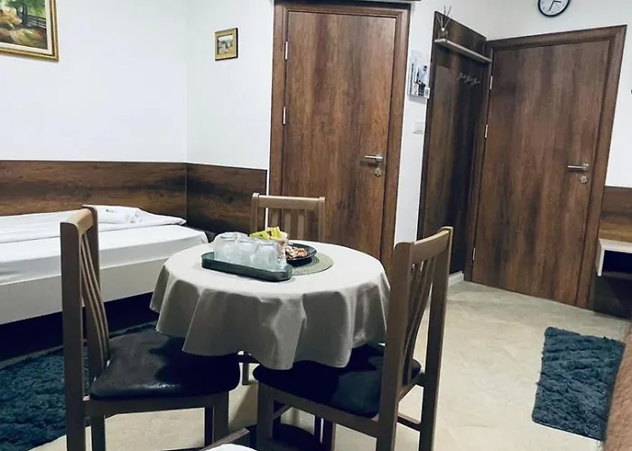 Kollar D - Prenociste Apartman