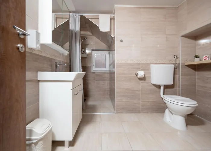 Kollar D - Prenociste Apartman *