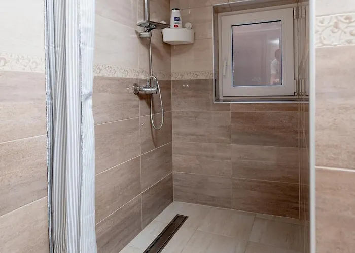 Kollar D - Prenociste Apartman